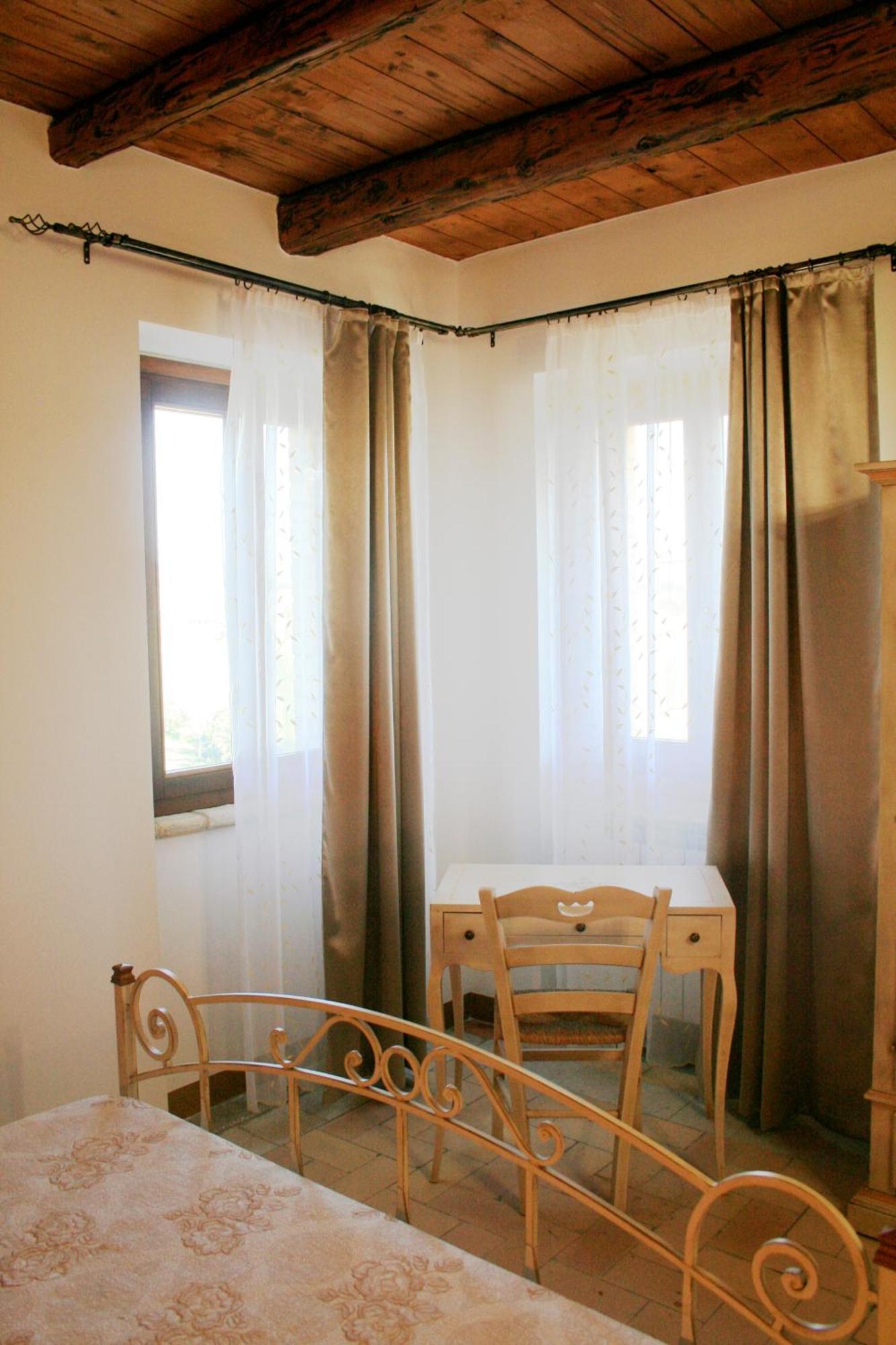 Agriturismo Fara Hotel Montegiorgio Szoba fotó