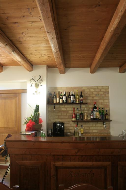 Agriturismo Fara Hotel Montegiorgio Kültér fotó