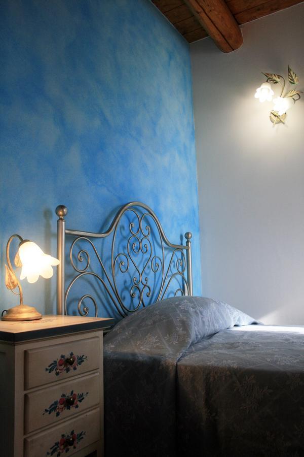 Agriturismo Fara Hotel Montegiorgio Szoba fotó